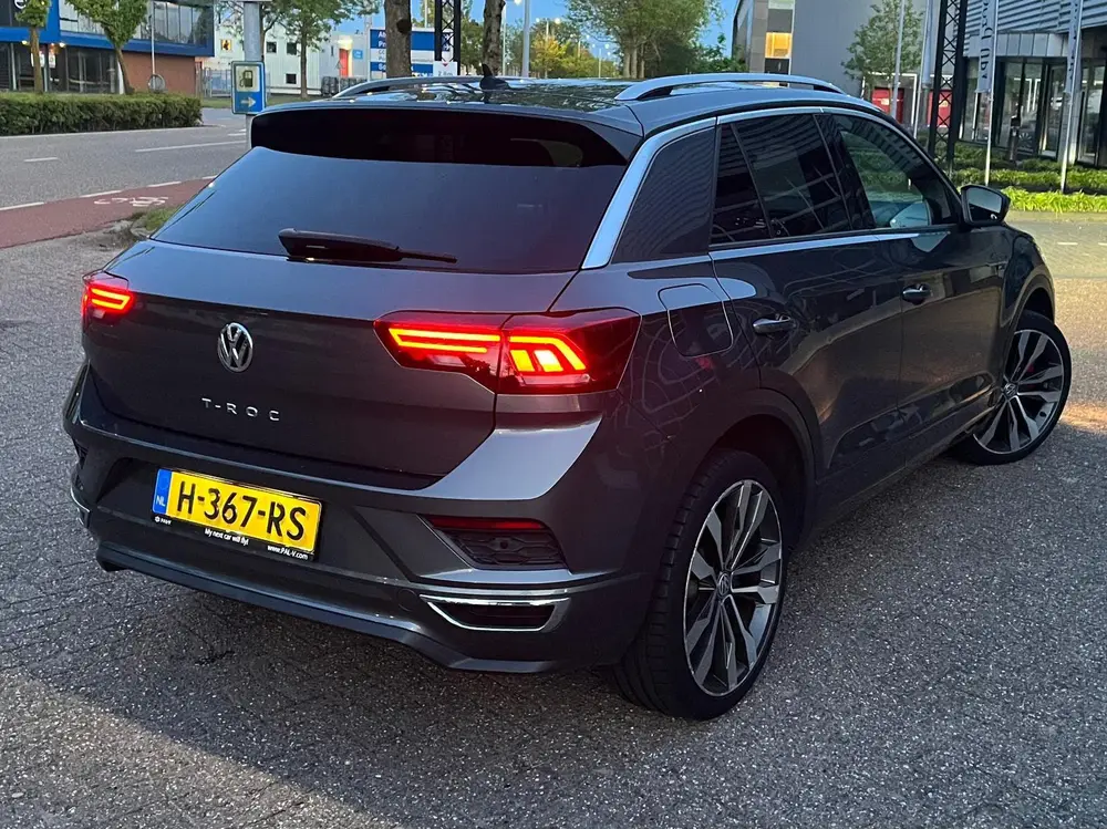 Volkswagen T-Roc R-Line 1.5 TSI 150pk 7-DSG 2019 Grijs uit 2019, foto 15