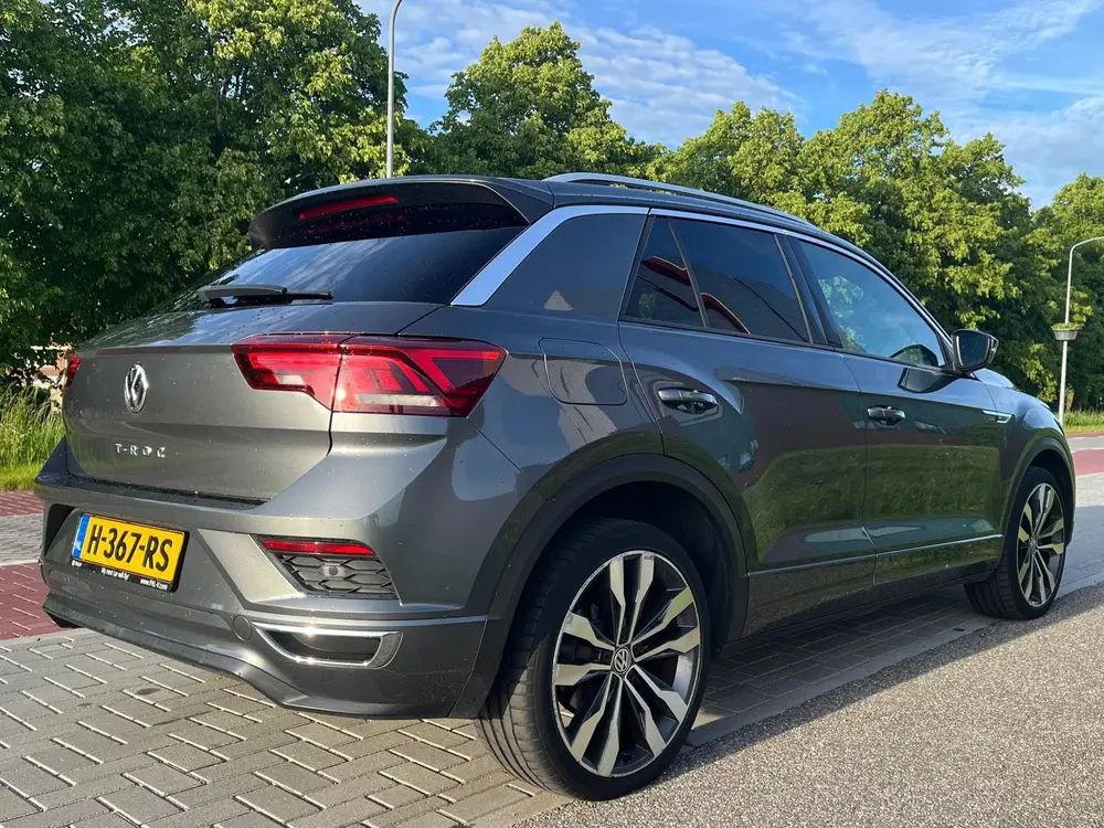 Volkswagen T-Roc R-Line 1.5 TSI 150pk 7-DSG 2019 Grijs uit 2019, foto 5