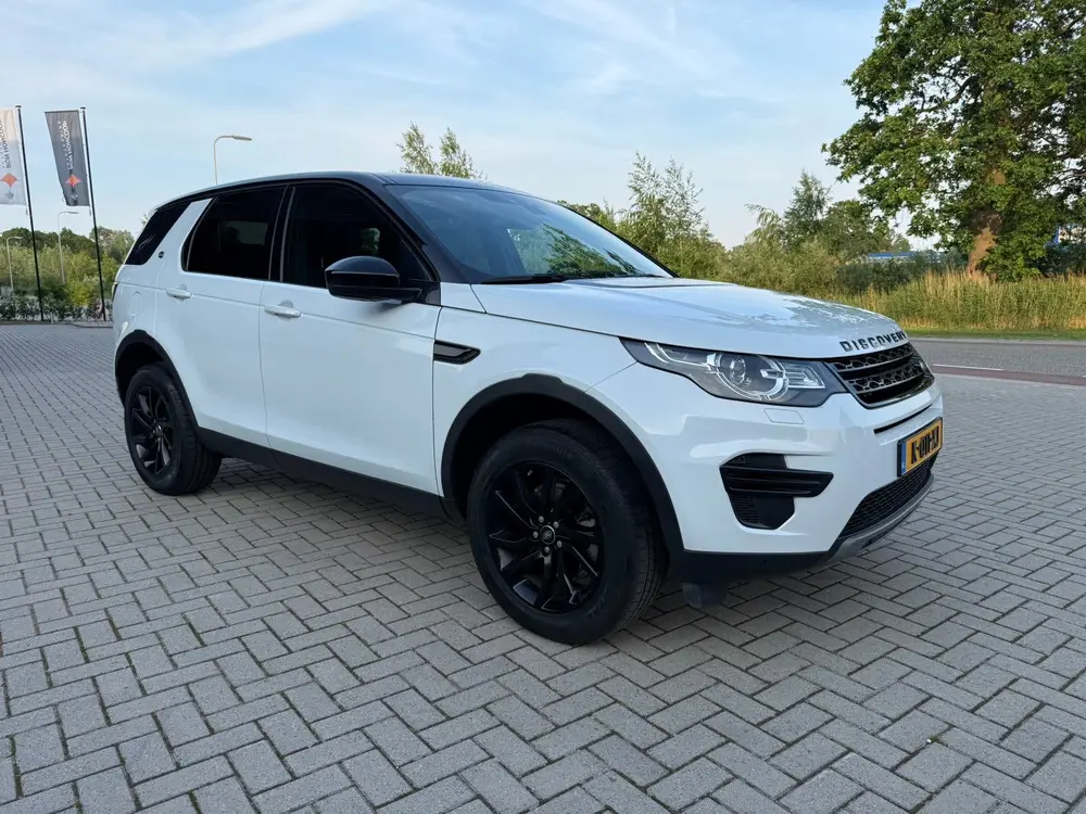 Land Rover Discovery Sport 2.0 Si 241pk 4WD HSE Aut PANO VOL uit 2019, foto 4