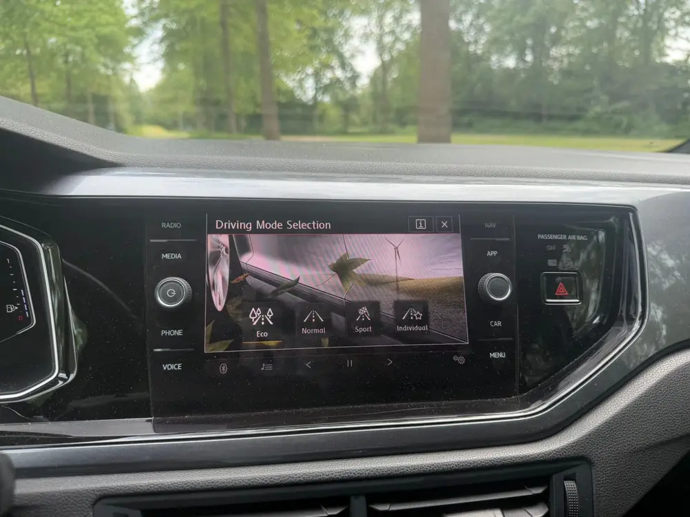 Volkswagen Polo 2.0 TSI 200pk 6-DSG 2019 Zwart uit 2019, foto 15