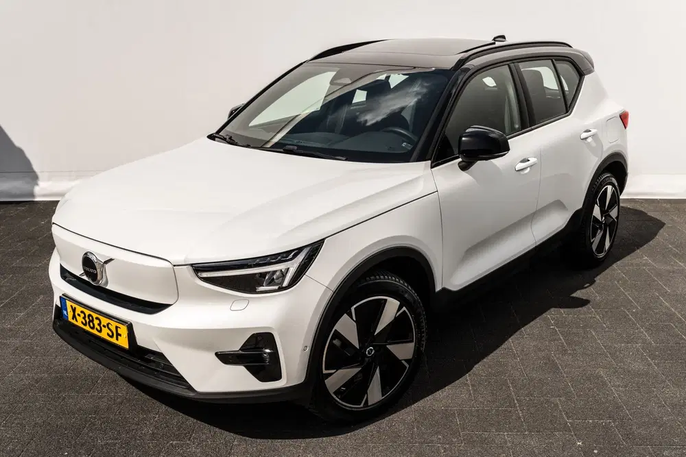 Volvo XC40 Single Motor Extended Range Ultimate uit 2024, foto 14
