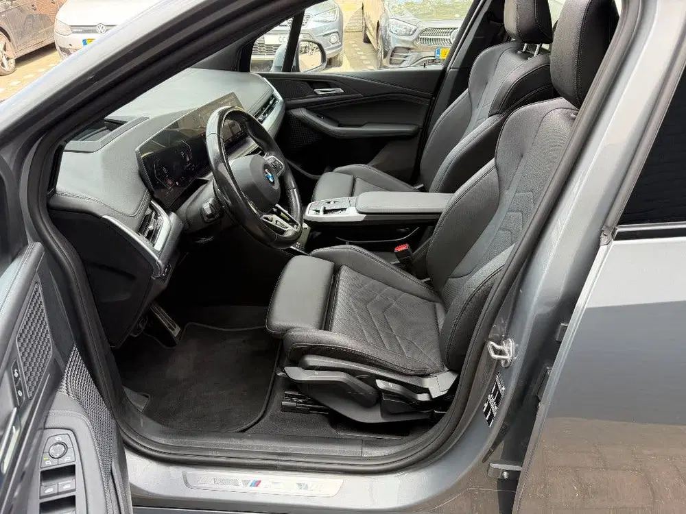BMW 2-serie ACTIVE TOURER 218I M SPORT PANO 360 CAMERA uit 2023, foto 14