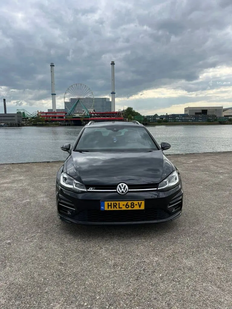 Volkswagen Golf Variant 1.5 TSI 150pk 7-DSG 2019 Zwart uit 2019