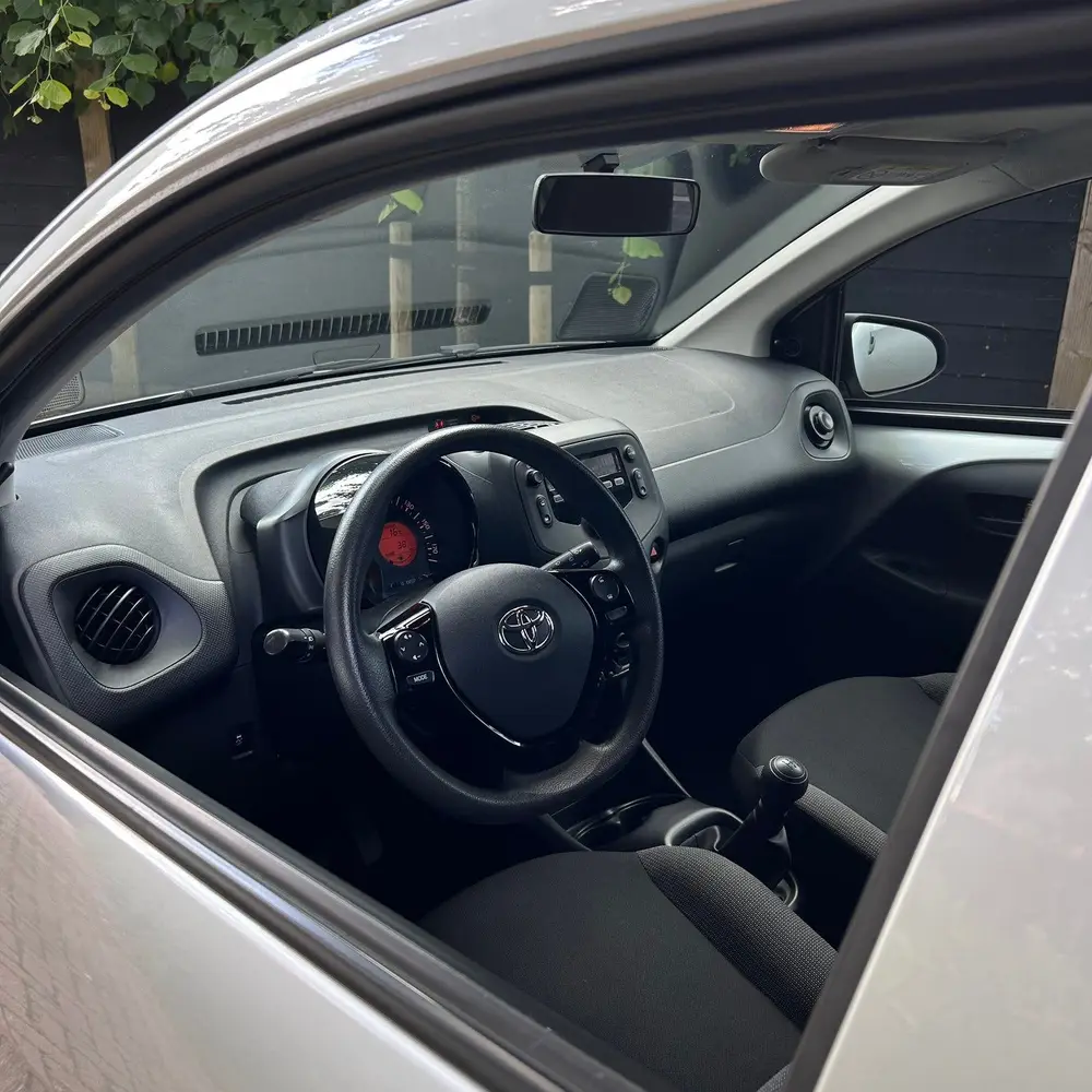 Toyota Aygo 1.0 VVT-I X-Fun| Lage km! | Cruise | BT | GARANT uit 2019, foto 10