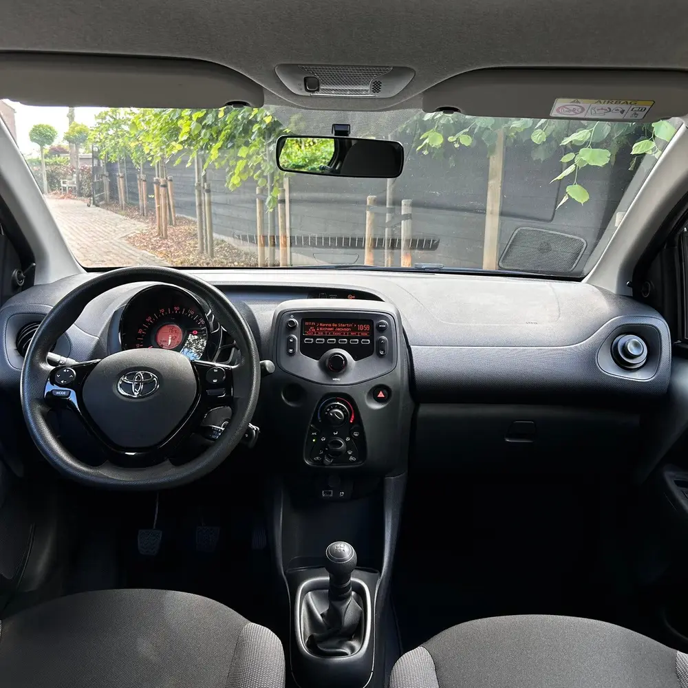 Toyota Aygo 1.0 VVT-I X-Fun| Lage km! | Cruise | BT | GARANT uit 2019, foto 9