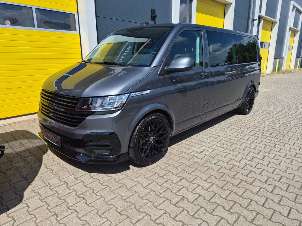 Volkswagen Transporter Kombi 2024 Grijs uit 2024