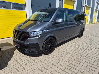 Volkswagen Transporter Kombi 2024 Grijs uit 2024