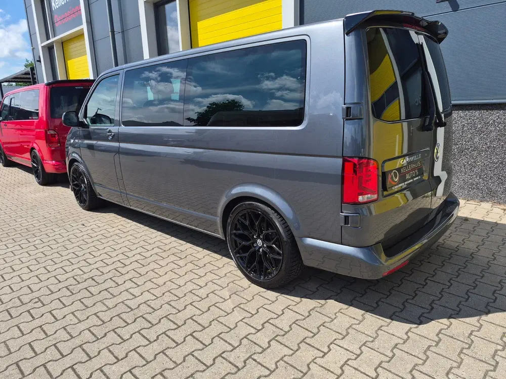 Volkswagen Transporter Kombi 2024 Grijs uit 2024, foto 5