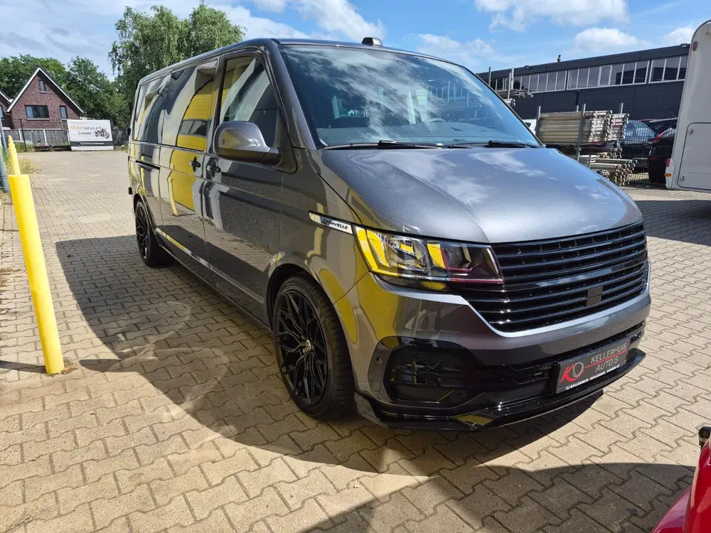 Volkswagen Transporter Kombi 2024 Grijs uit 2024, foto 6
