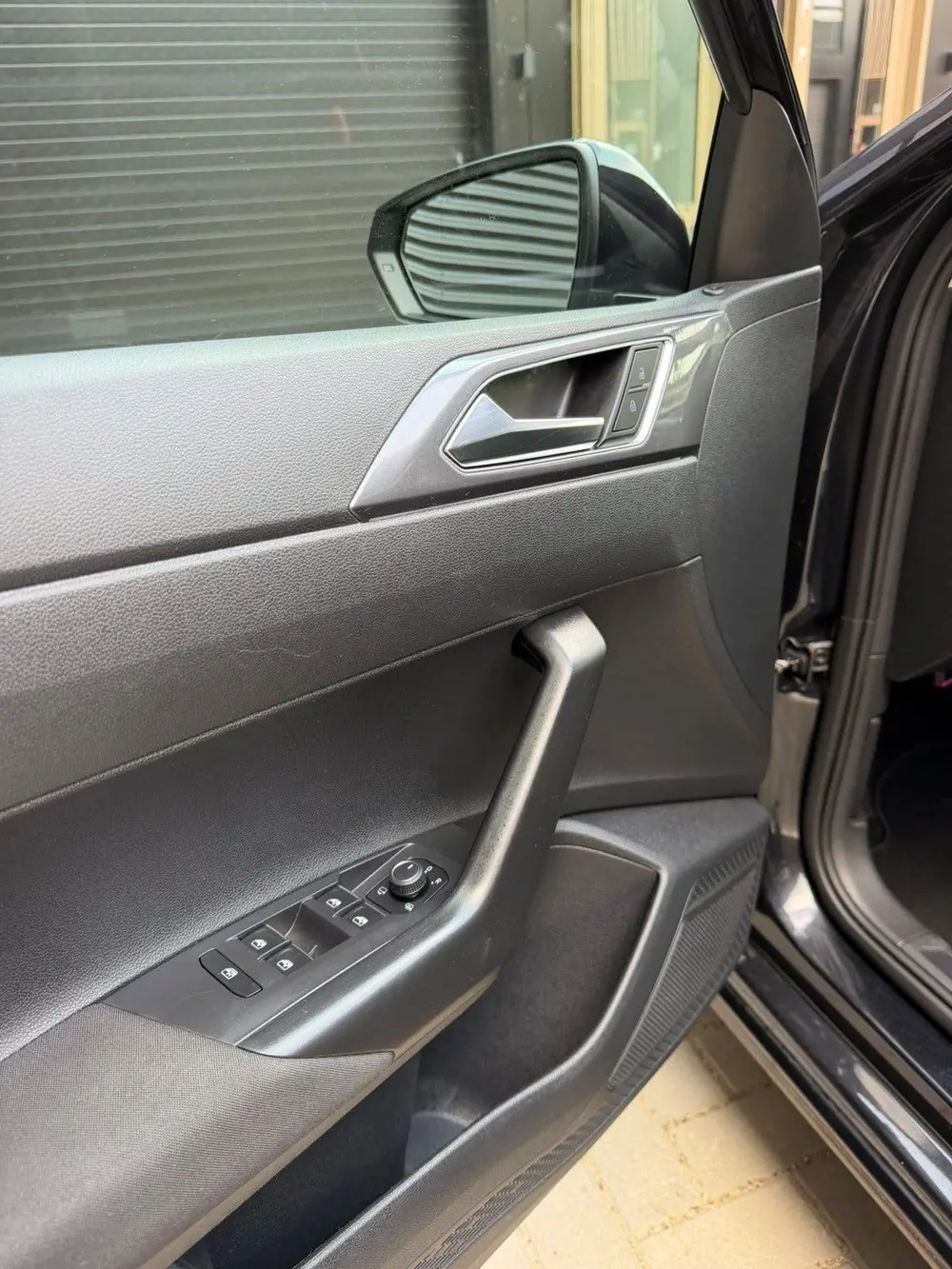 Volkswagen Polo 1.0 TSI 95pk Dsg-7 2022 Zwart uit 2022, foto 12