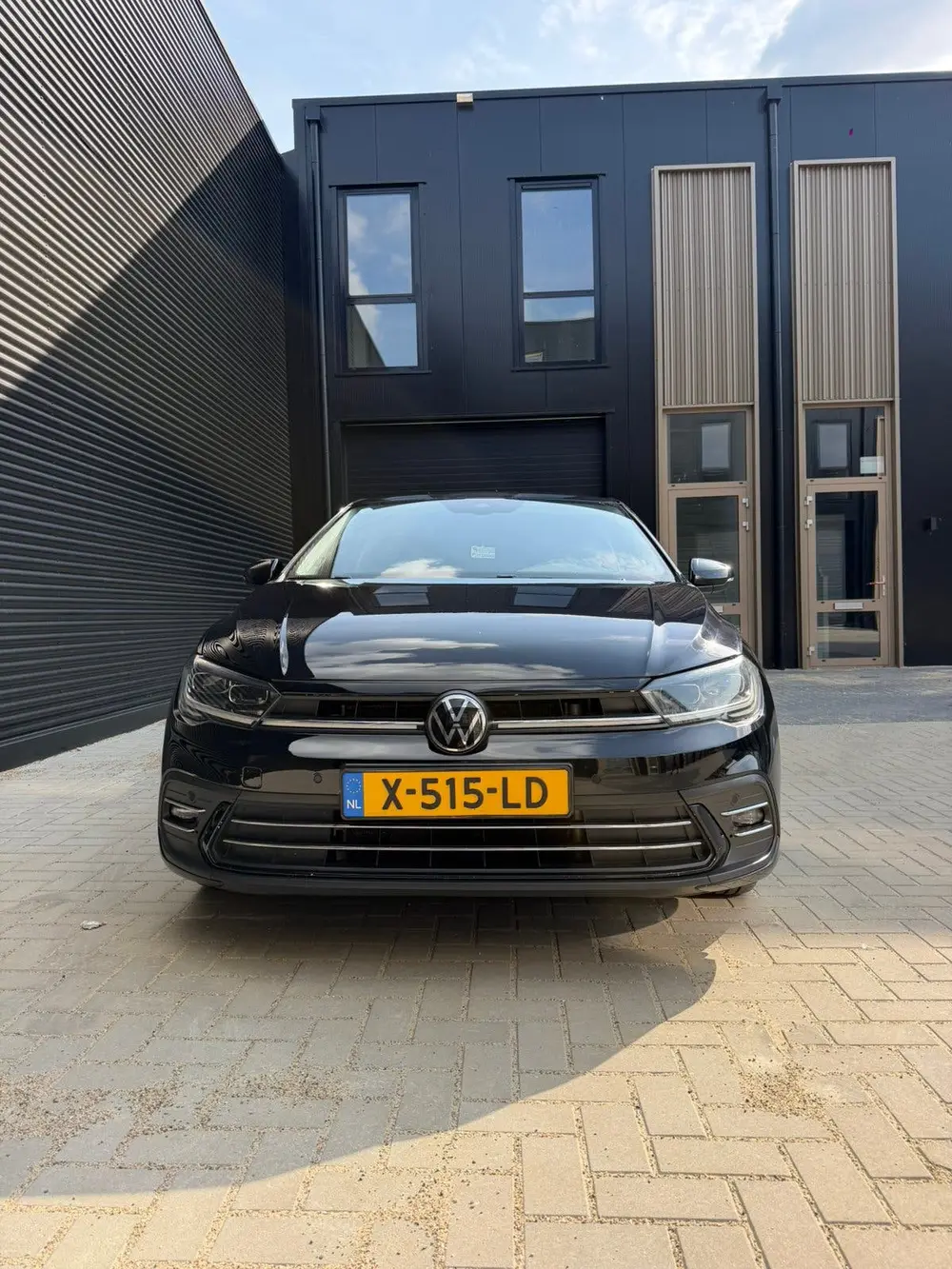 Volkswagen Polo 1.0 TSI 95pk Dsg-7 2022 Zwart uit 2022, foto 3