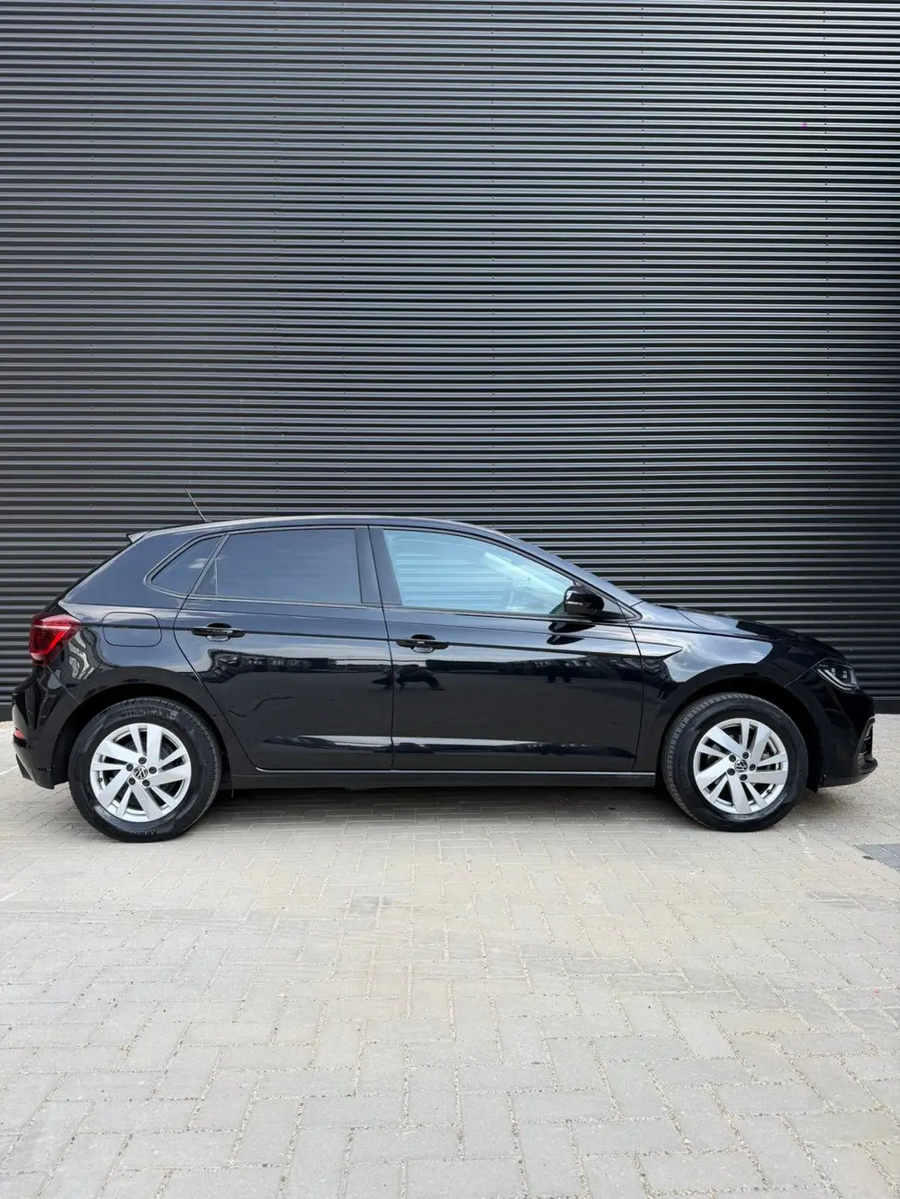 Volkswagen Polo 1.0 TSI 95pk Dsg-7 2022 Zwart uit 2022, foto 5