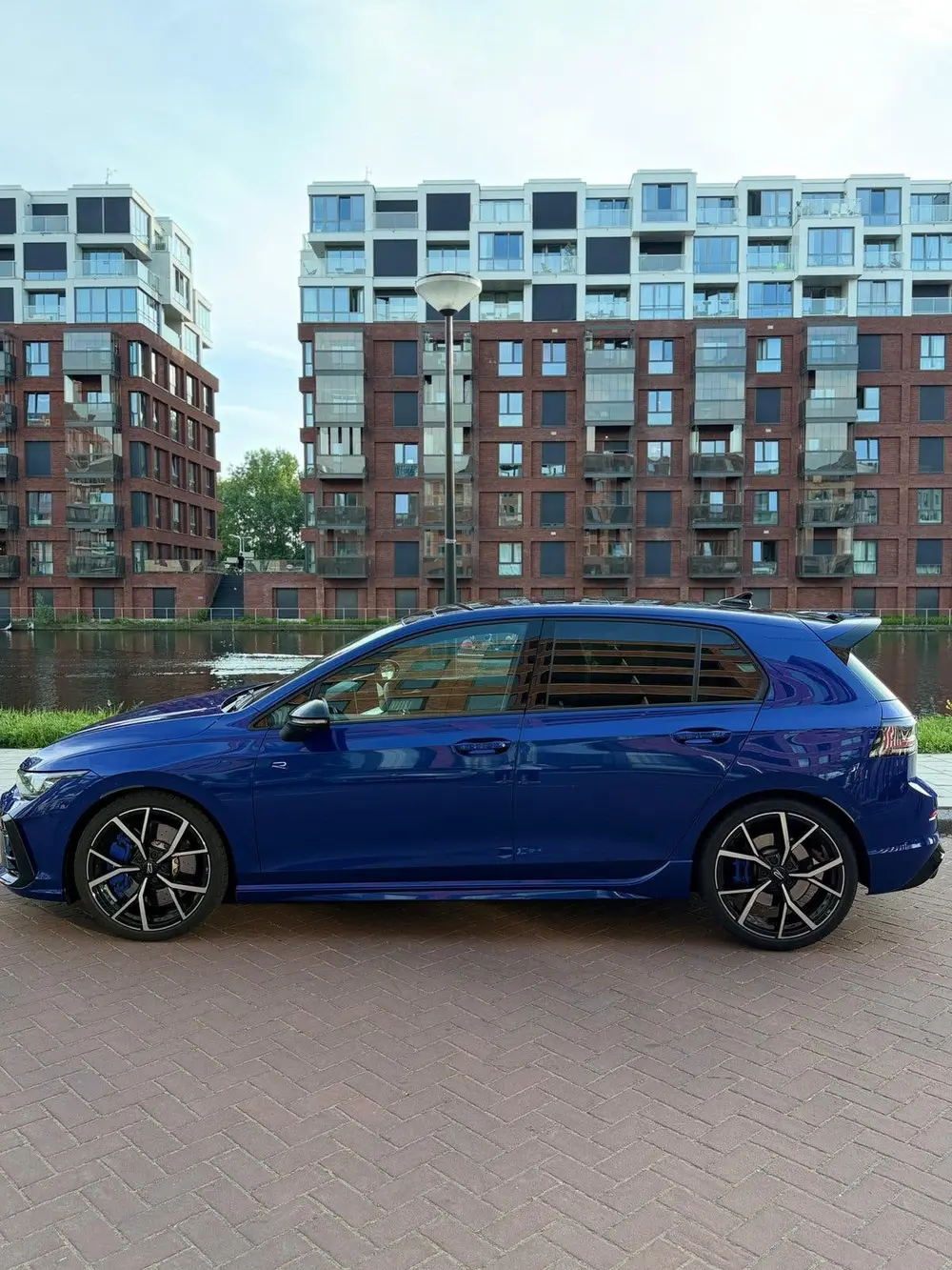 Volkswagen Golf R 8.5 333 pk | Akrapovic | HUD | Pano | 360 uit 2024, foto 8
