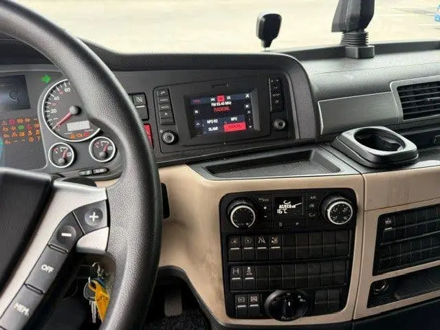 MAN Te Koop MAN TGX 18500 4x2 trekker Tacho smart 2. 500 pk uit 2019, foto 10