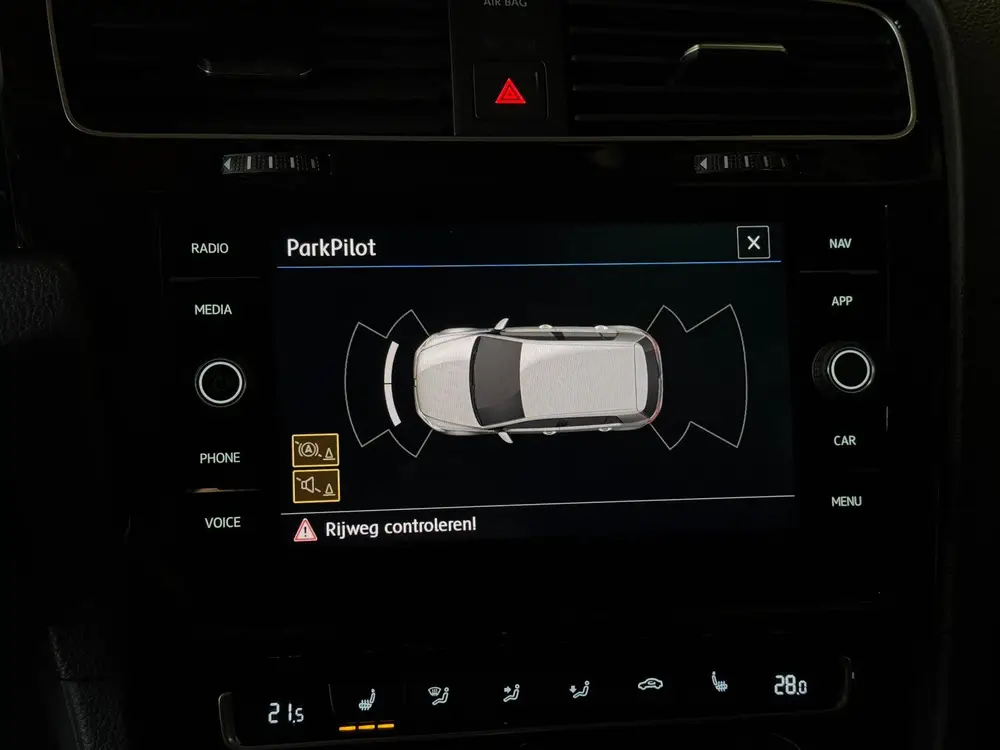 Volkswagen Golf VII Golf 7.5  1.0 TSI 7-DSG 2018 Pano Digital Dash uit 2019, foto 14