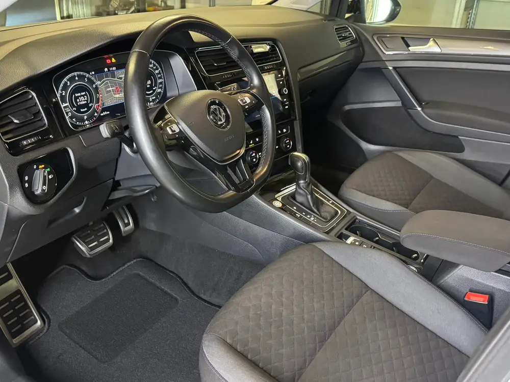 Volkswagen Golf VII Golf 7.5  1.0 TSI 7-DSG 2018 Pano Digital Dash uit 2019, foto 4
