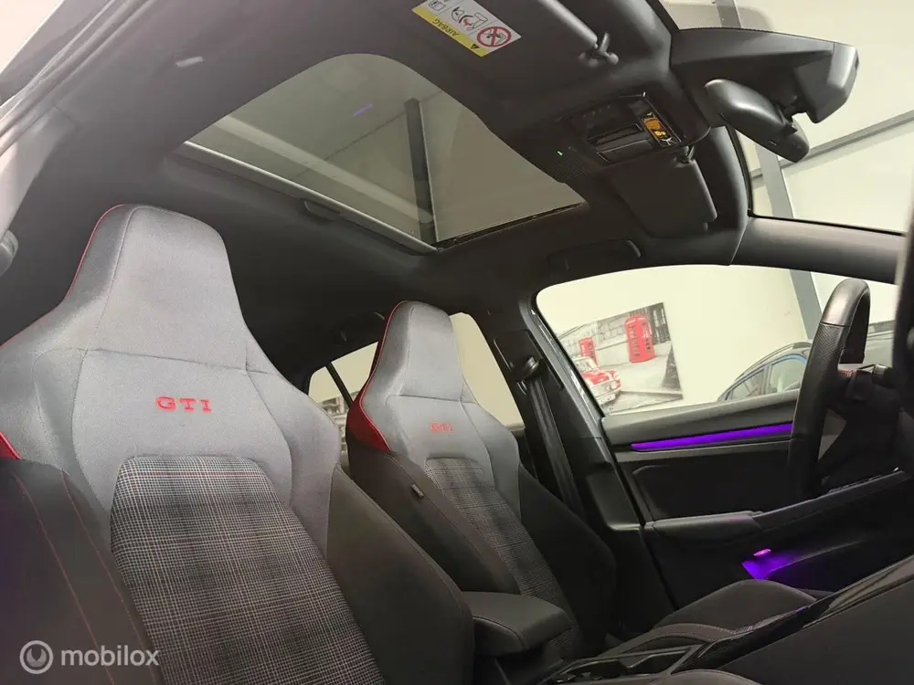 Volkswagen Golf 2.0 TSI GTI uit 2023, foto 11
