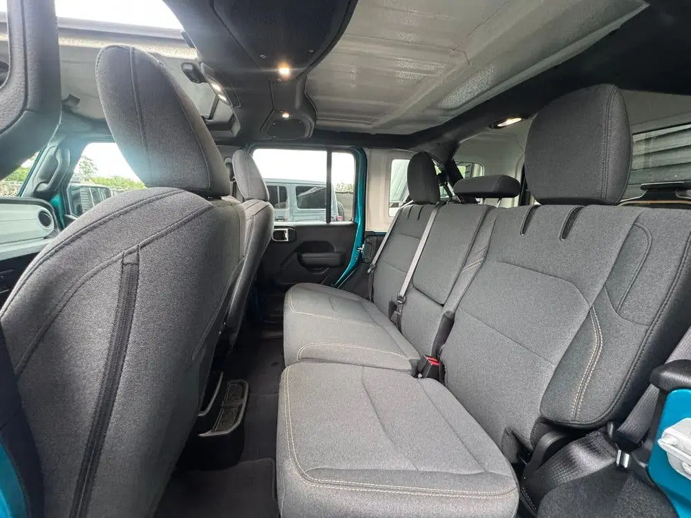 Jeep Wrangler 4x4 hybride 4xe 380 Groot multimedia uit 2024, foto 11