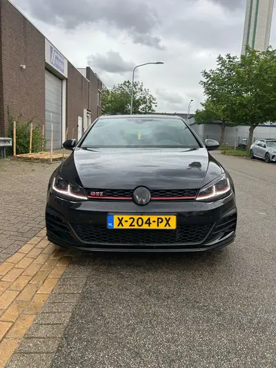 Volkswagen Golf VII Golf 2.0 TSI 245pk 7-DSG 5D 2019 Zwart uit 2019