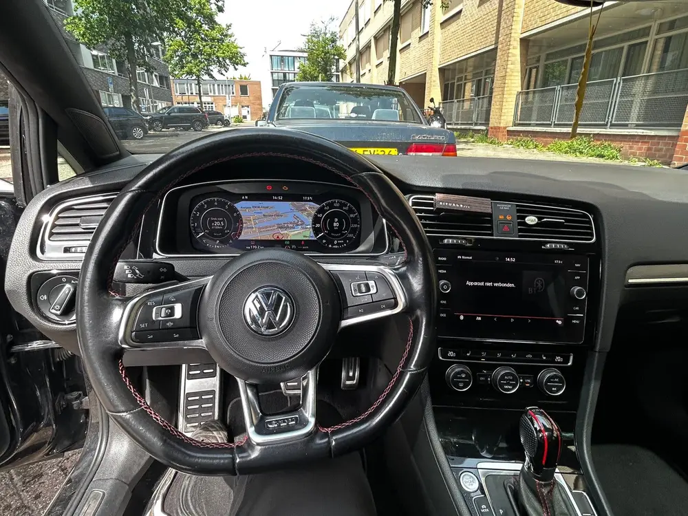 Volkswagen Golf VII Golf 2.0 TSI 245pk 7-DSG 5D 2019 Zwart uit 2019, foto 3