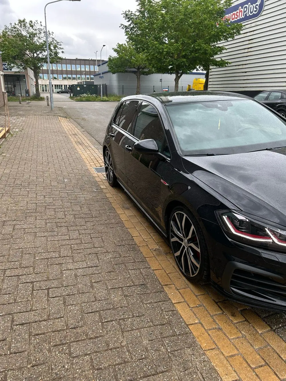 Volkswagen Golf VII Golf 2.0 TSI 245pk 7-DSG 5D 2019 Zwart uit 2019, foto 4