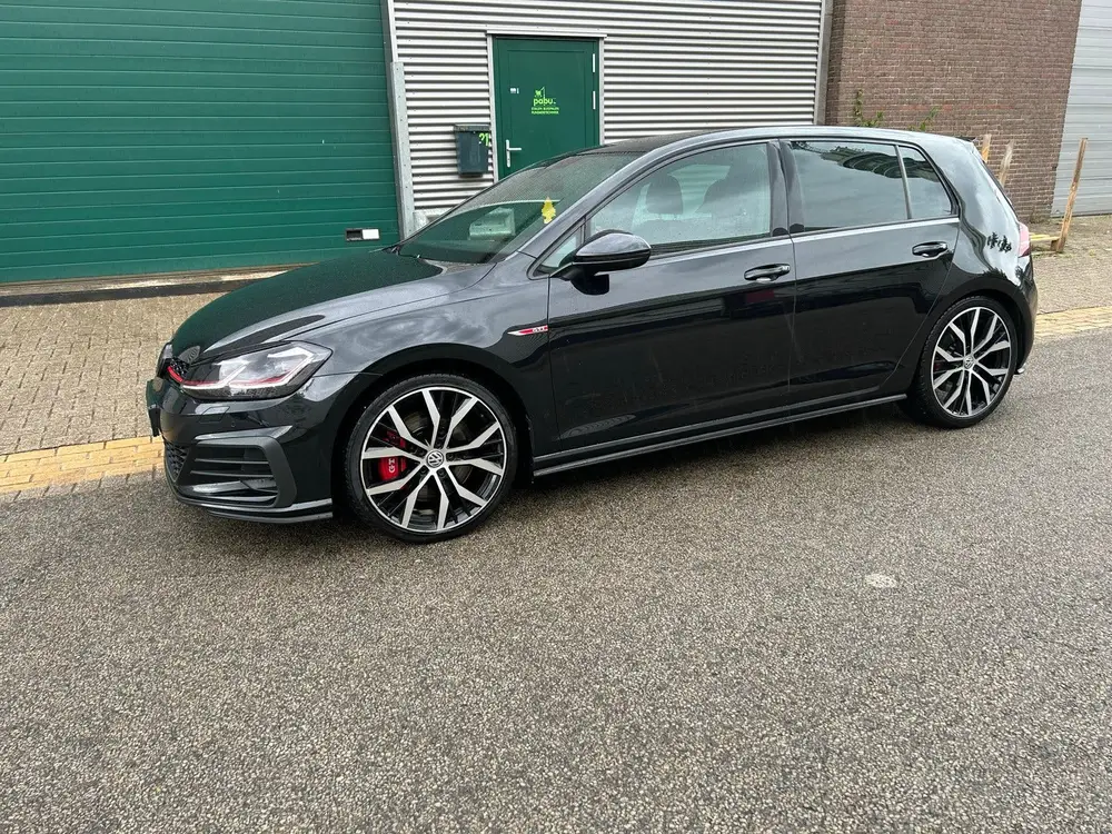 Volkswagen Golf VII Golf 2.0 TSI 245pk 7-DSG 5D 2019 Zwart uit 2019, foto 9