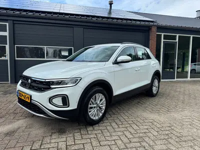 Volkswagen T-Roc 1.5 TSI 150pk Life DSG7 |Camera|Garantie uit 2022