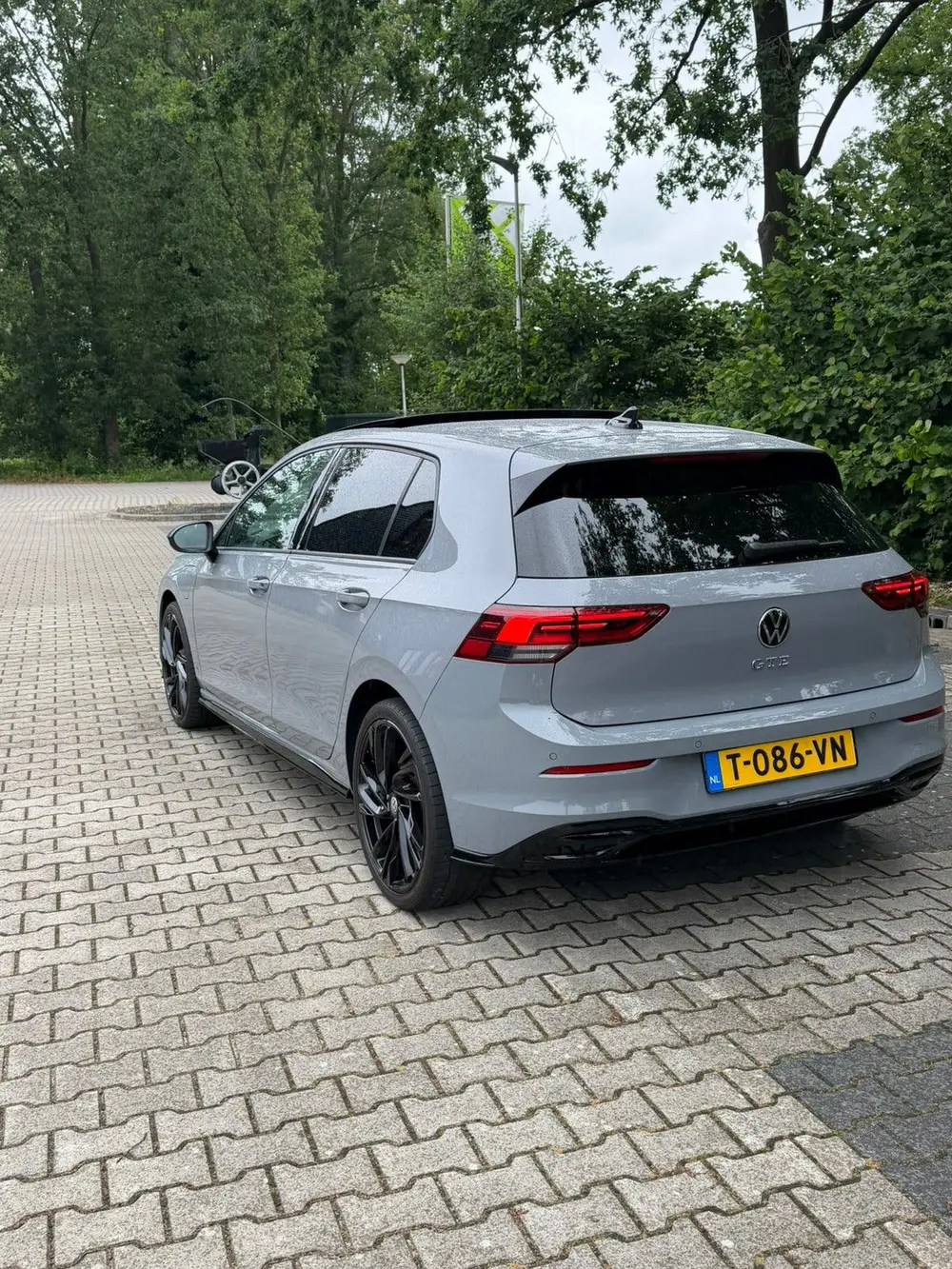 Volkswagen Golf 1.4 Ehybrid 245pk DSG 2021 Grijs uit 2021, foto 5