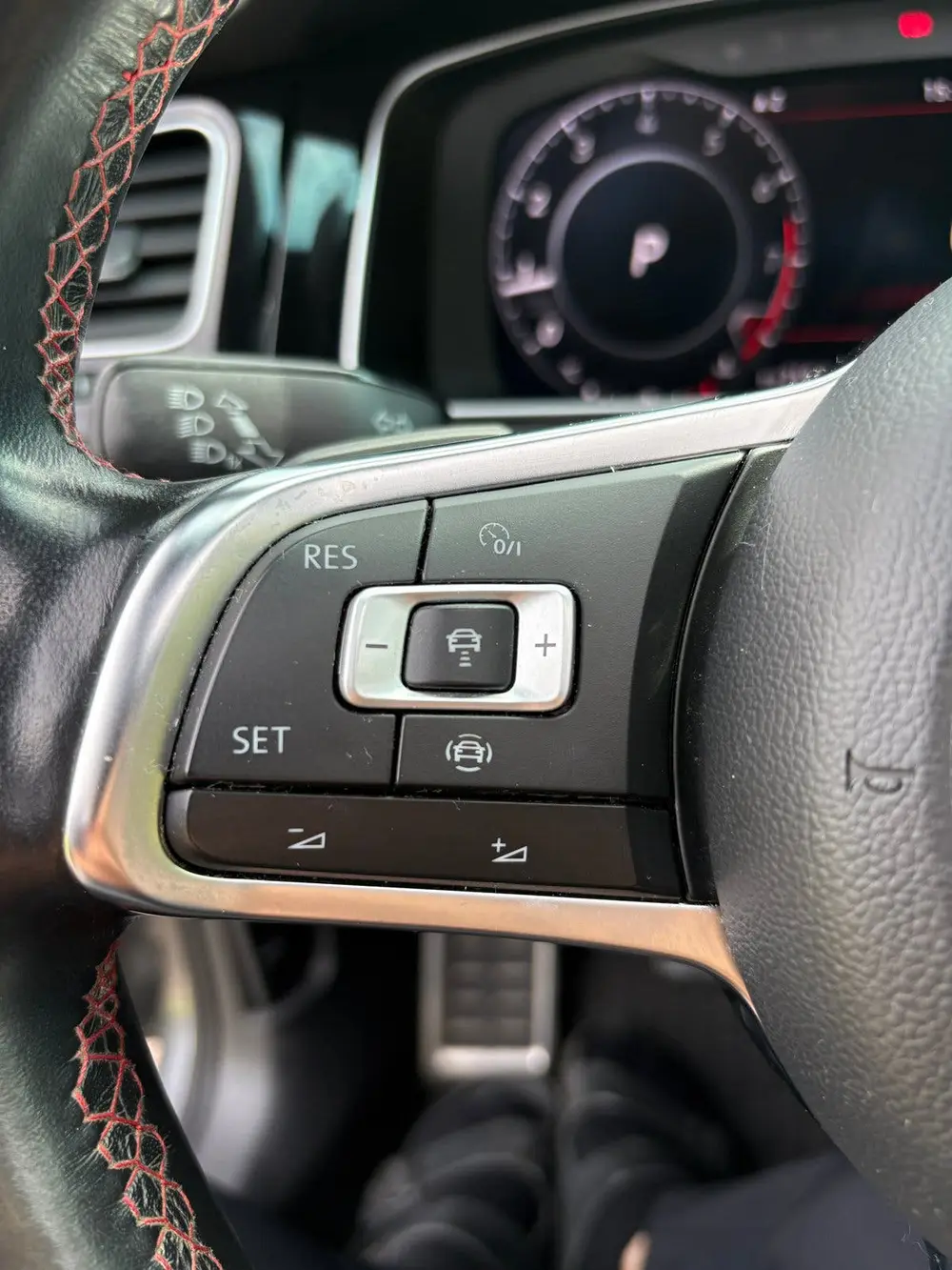 Volkswagen Golf 2.0 TSI Prf. 245pk 7-DSG 2019 Grijs uit 2019, foto 11