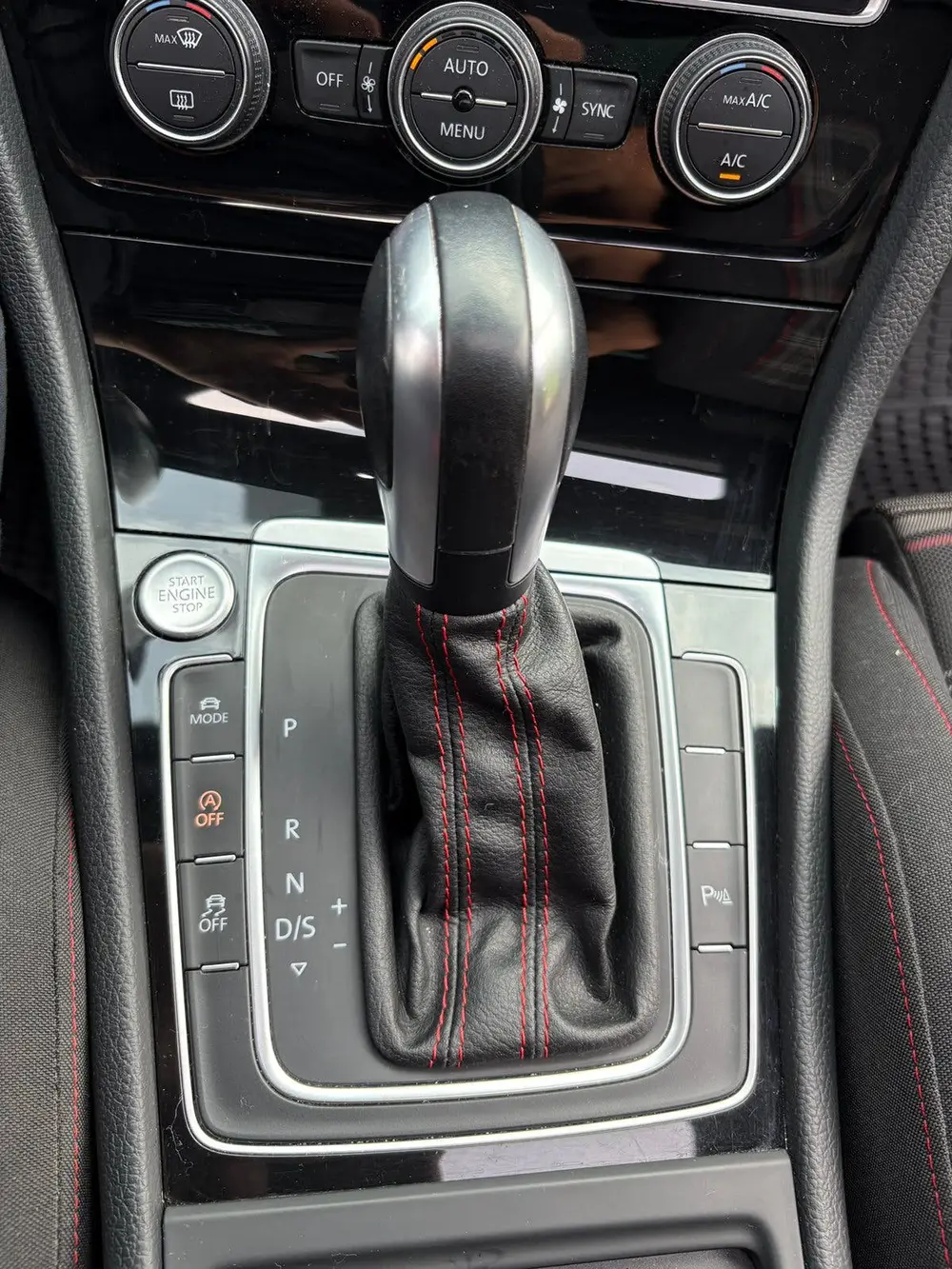 Volkswagen Golf 2.0 TSI Prf. 245pk 7-DSG 2019 Grijs uit 2019, foto 15