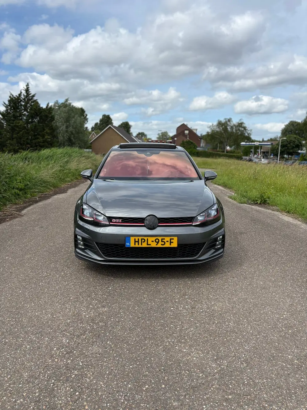 Volkswagen Golf 2.0 TSI Prf. 245pk 7-DSG 2019 Grijs uit 2019, foto 2