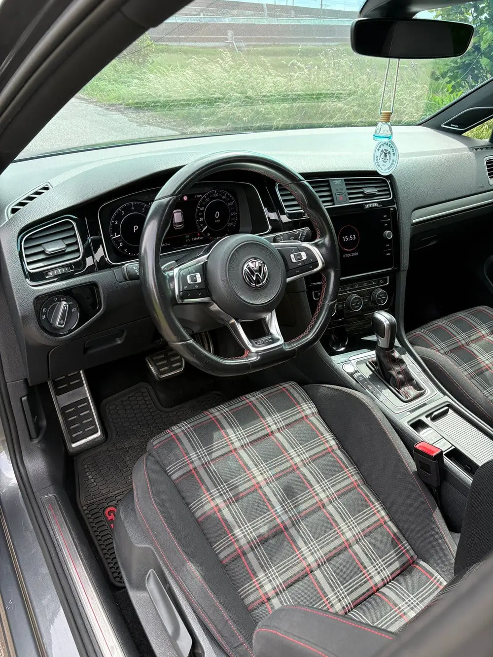 Volkswagen Golf 2.0 TSI Prf. 245pk 7-DSG 2019 Grijs uit 2019, foto 9