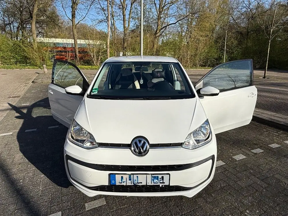 Volkswagen Up! 2019 Facelift – Zuinig, netjes,Duitste platen uit 2019, foto 2