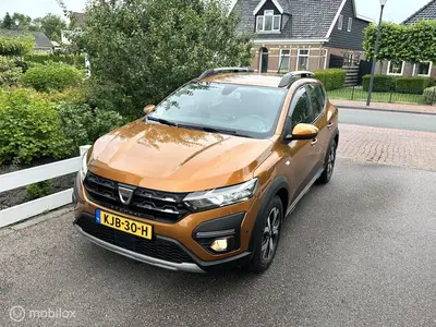 Dacia Sandero 1.0 TCe 90 AUTOMAAT AIRCO CARPLAY NAVI uit 2022