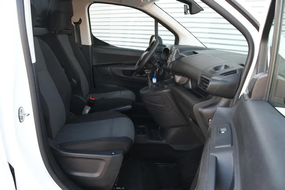 Toyota Proace City 1.2 Turbo Live Long uit 2021, foto 12