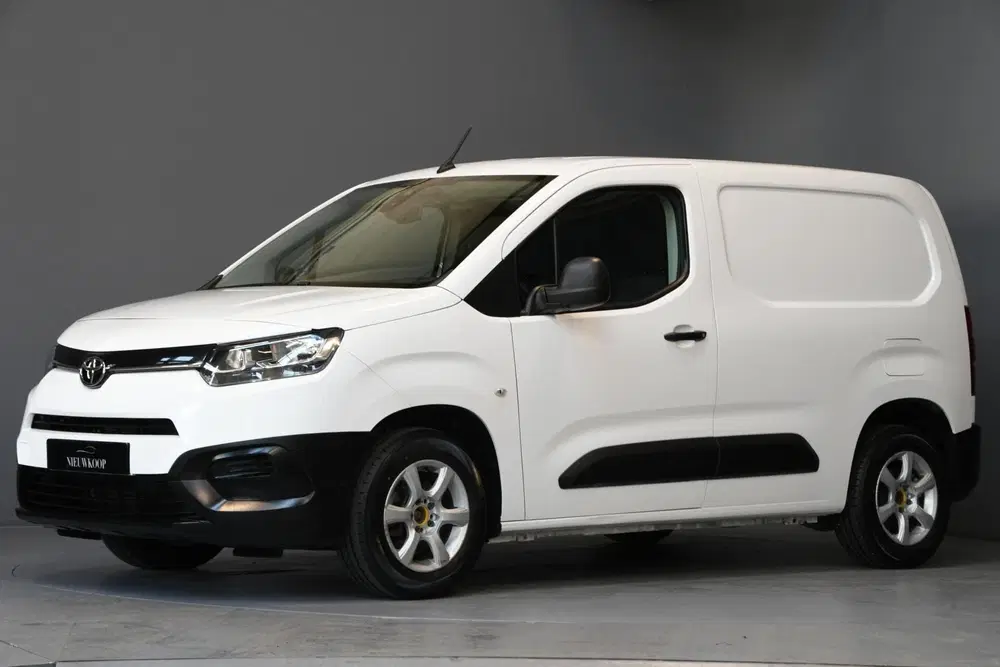 Toyota Proace City 1.2 Turbo Live Long uit 2021, foto 2