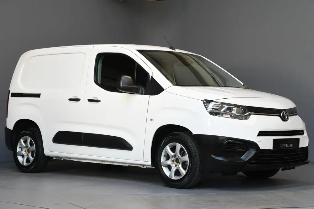 Toyota Proace City 1.2 Turbo Live Long uit 2021, foto 4