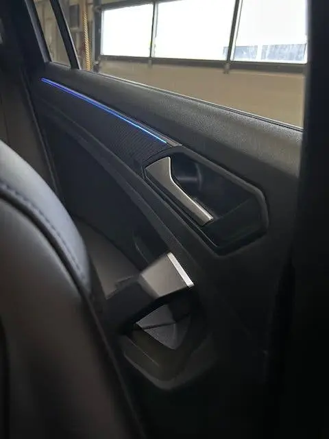 Volkswagen Tiguan 2.0 TSI R75 Black Edition 320PK Akrapovic uit 2022, foto 17