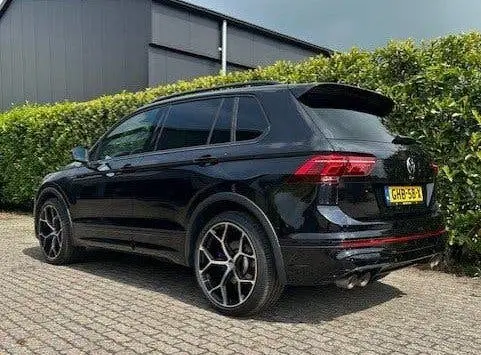 Volkswagen Tiguan 2.0 TSI R75 Black Edition 320PK Akrapovic uit 2022, foto 7