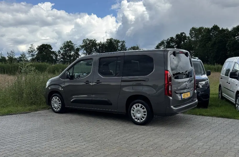 Opel Combo 1.2Turbo L2 Verlengd Edition Cruise Stoelv uit 2020, foto 4
