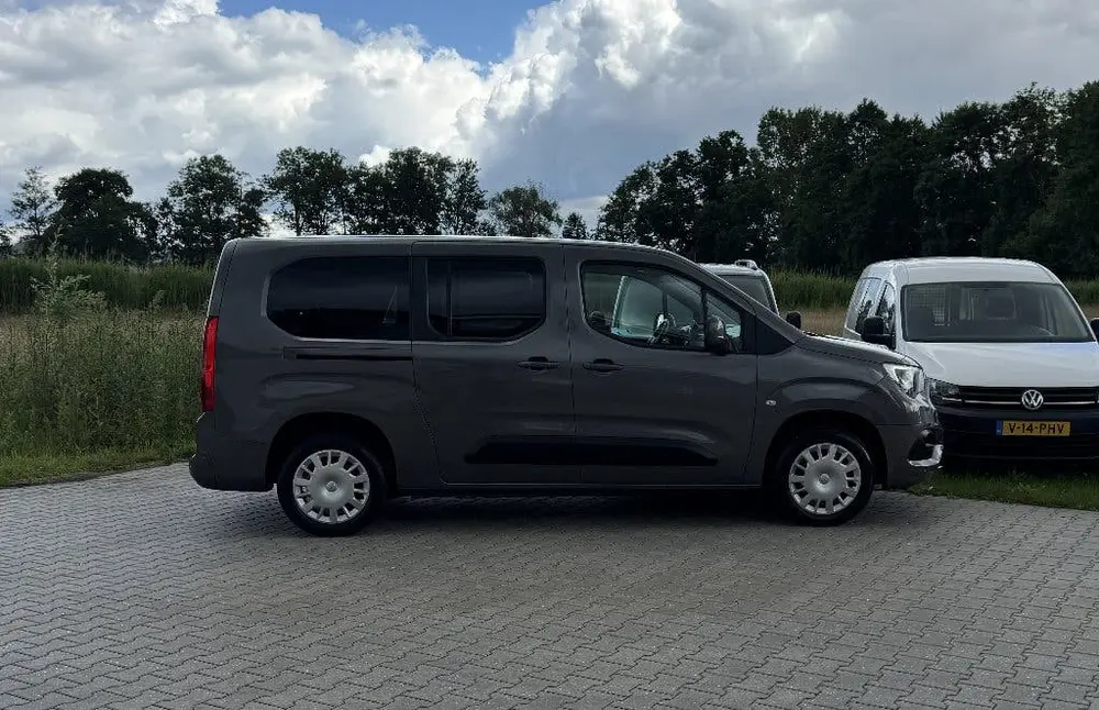Opel Combo 1.2Turbo L2 Verlengd Edition Cruise Stoelv uit 2020, foto 7