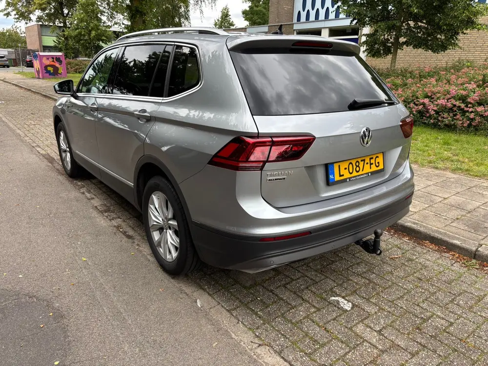 Volkswagen Tiguan Allspace Tiguan 1.5 TSI 150pk 2021 Grijs uit 2021, foto 13