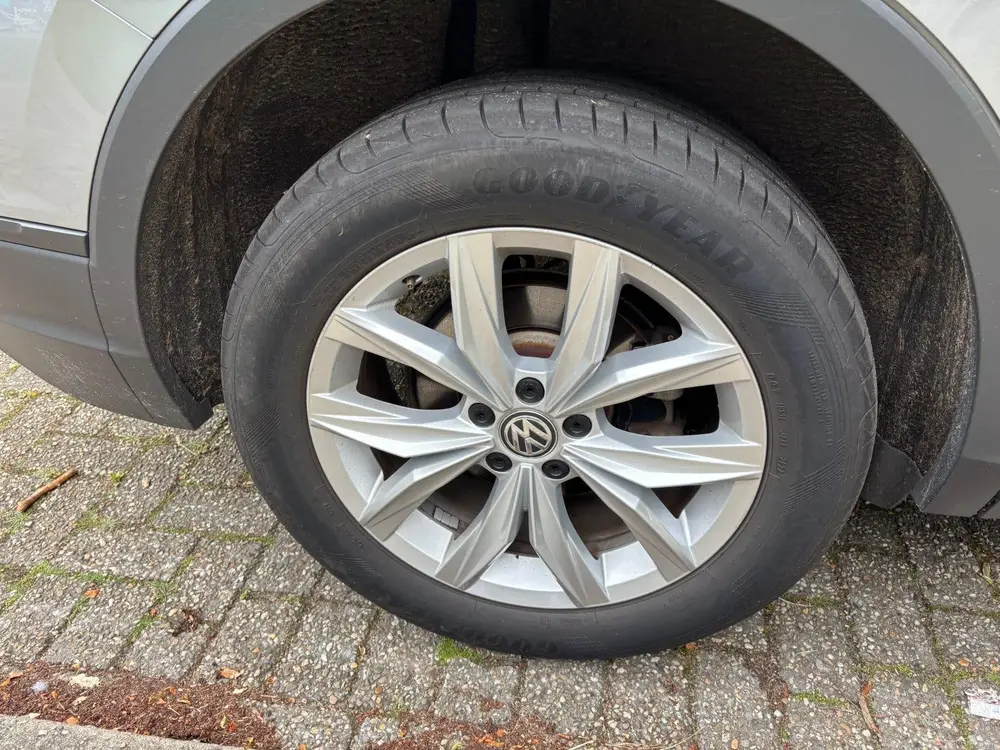 Volkswagen Tiguan Allspace Tiguan 1.5 TSI 150pk 2021 Grijs uit 2021, foto 20