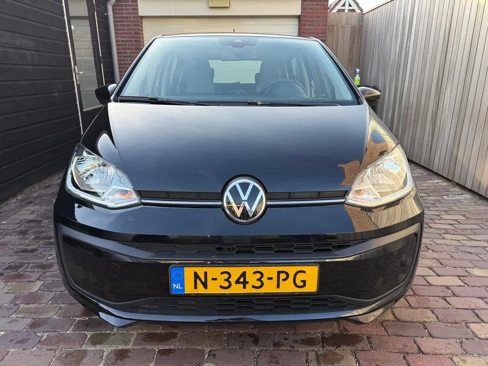 Volkswagen Up! 1.0 65PK 5D 2021 Zwart uit 2021, foto 4