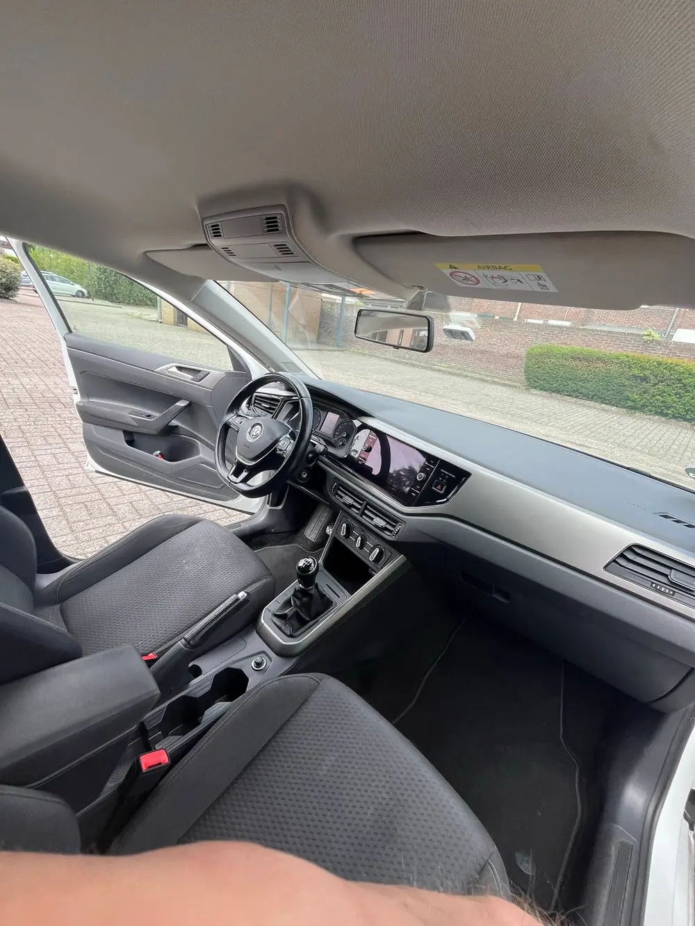 Volkswagen Polo 1.0 MPI 80pk 2019 Wit uit 2019, foto 12