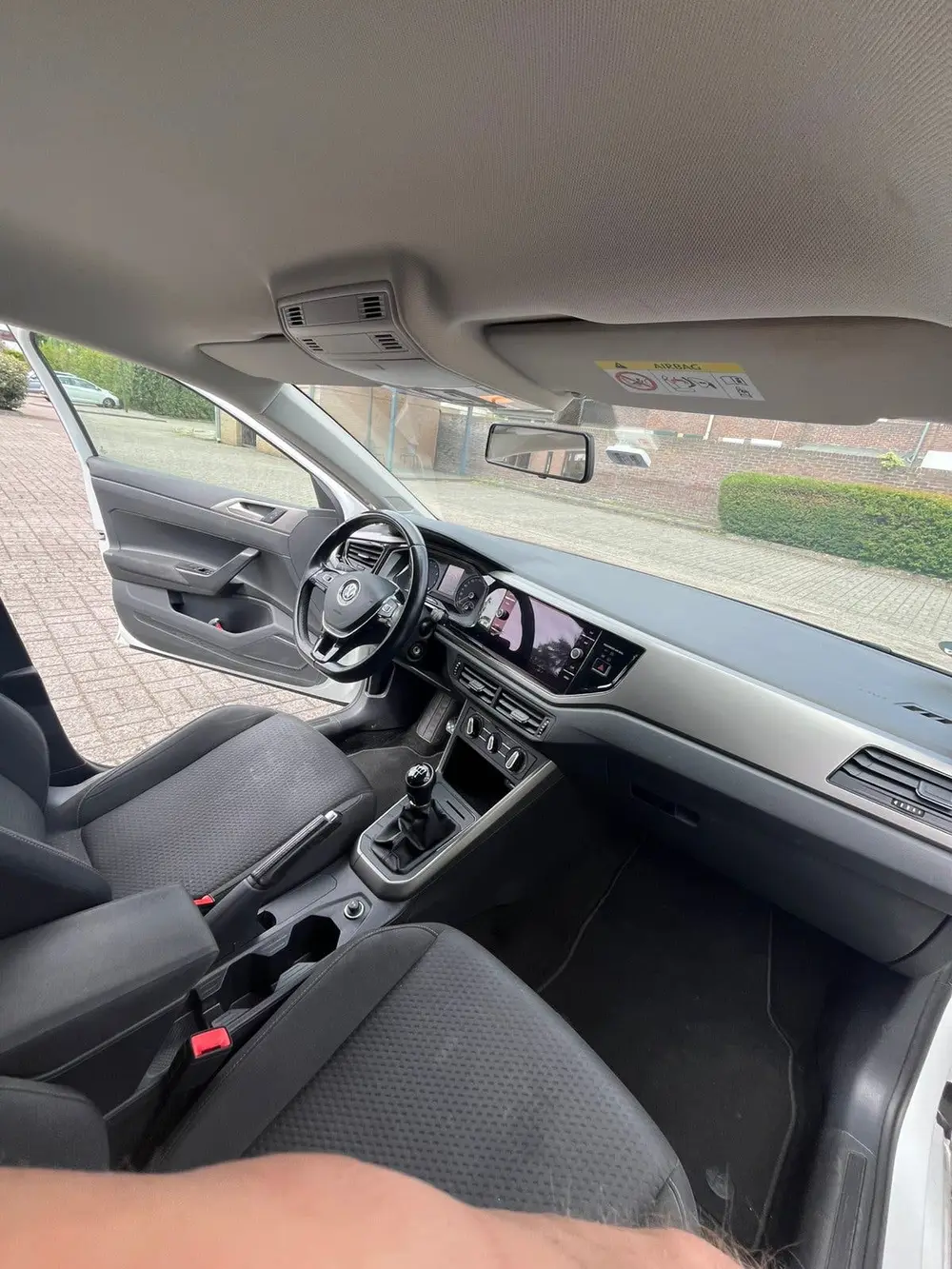 Volkswagen Polo 1.0 MPI 80pk 2019 Wit uit 2019, foto 14