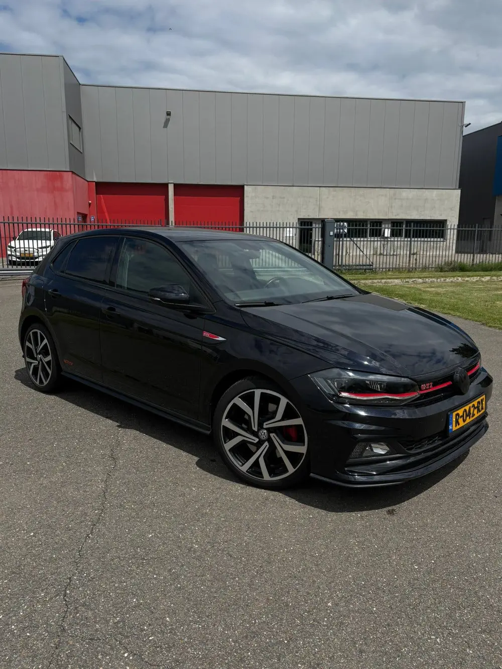 Volkswagen Polo GTI 2.0 TSI 2019 GARANTIE!|DSG|LED|ACC|DOH uit 2019, foto 3