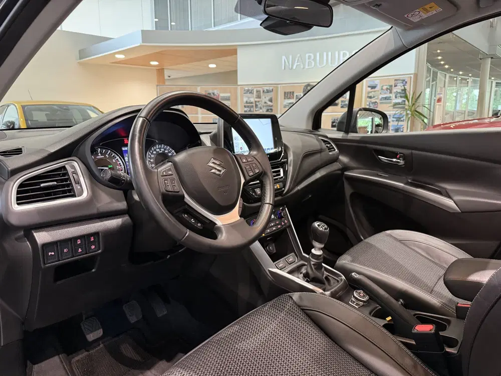 Suzuki S-Cross 1.4 Boosterjet AllGrip Style Smart Hybrid uit 2022, foto 2