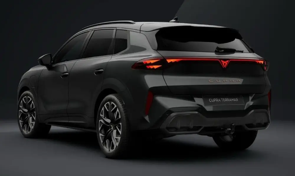 Cupra Terramar 1.5 TSI eHybrid 204 Pano Trekhaak Matrix P uit 2026, foto 2