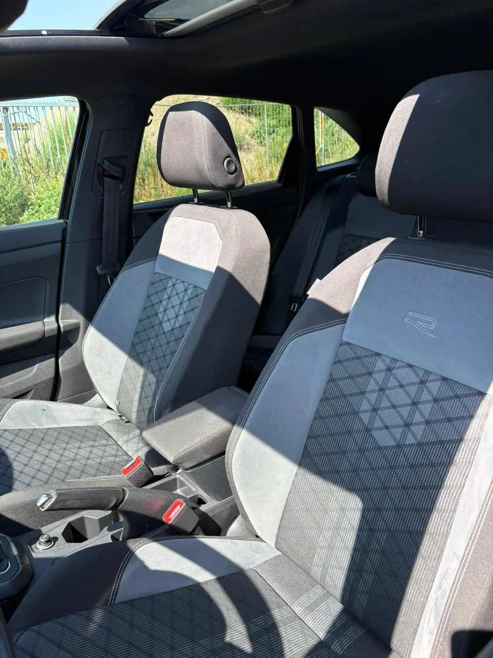 Volkswagen Taigo 1.5 TSI 150pk Dsg-7 2022 Zwart uit 2022, foto 9